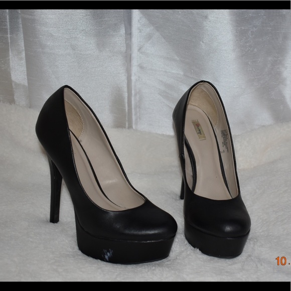 Platform heels - Picture 3 of 4